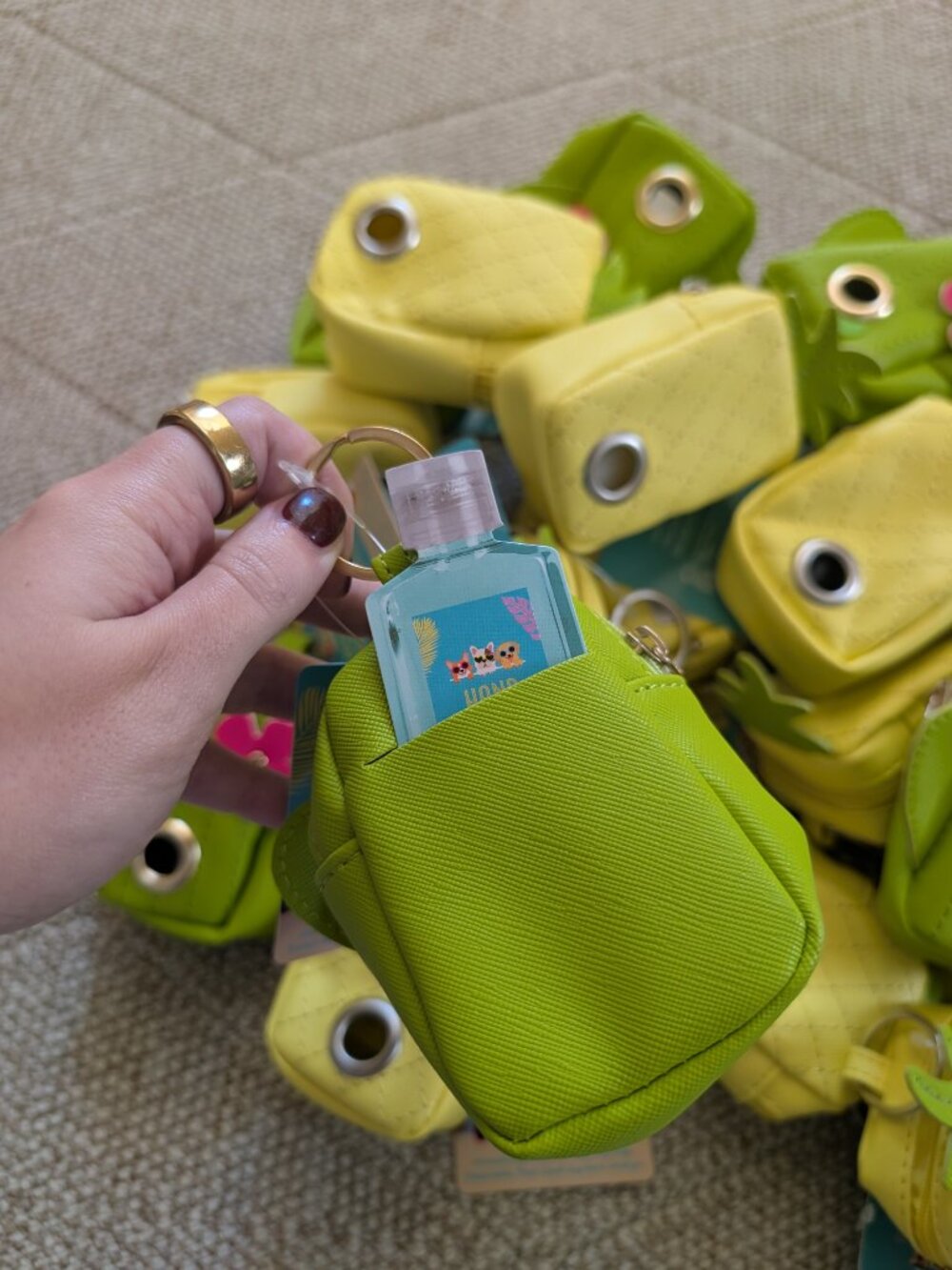 4/$25 PINEAPPLE & CACTUS DOGGY POOP BAG LEASH HOLDER CASE - Picture 2 of 3